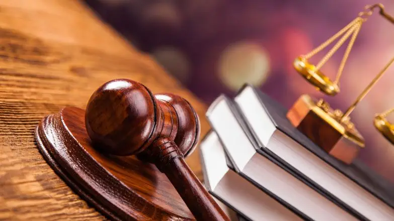 Ексочільнику тролейбусного управління у Чернівцях інкримінують зловживання та мільйонні збитки